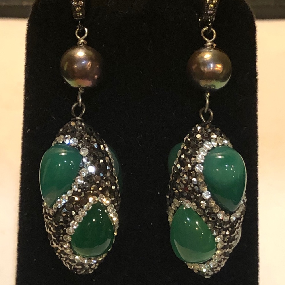 Green Jade, Black Pearl, & Marcasite Earrings - Picture 5 of 5